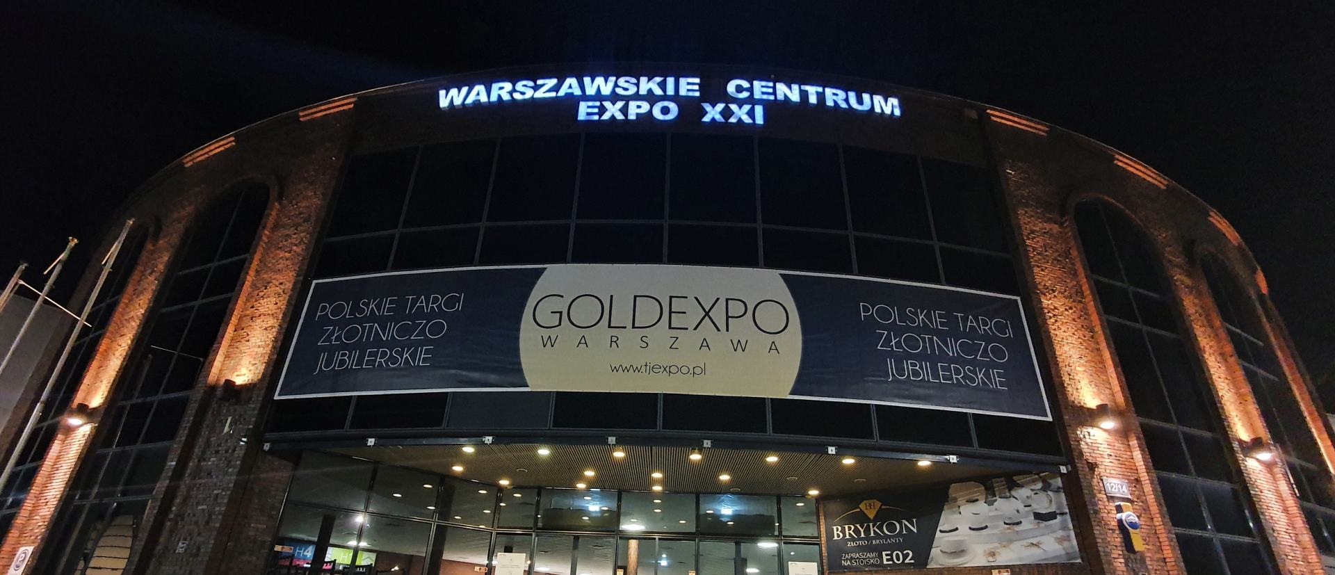 Wejście do EXPO XXI w Warszawie z banerem GOLDEXPO — fotografia archiwalna organizatora